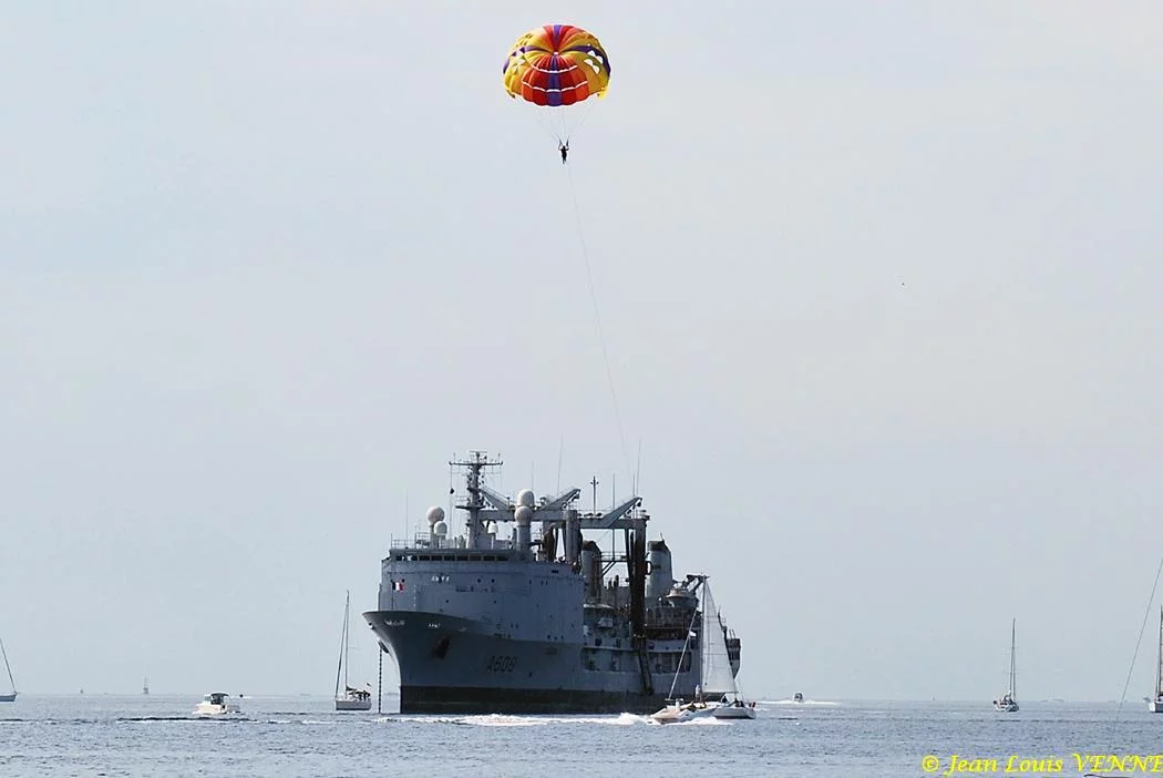 Le BCR Var au mouillage en rade de Bandol