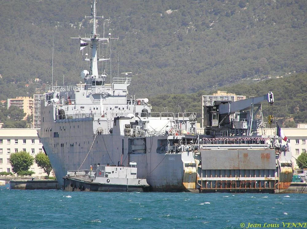Le Bougainville