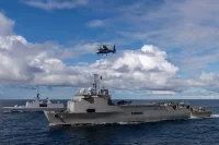 Le TCD chilien Sargento Aldea et une frégate de la marine nationale