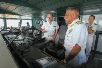 Un amiral indien visite la frégate Auvergne