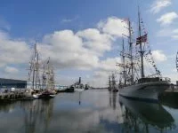 La Belle-Poule à quai à Belfast, pour le départ de la Tall Ships Race 2015