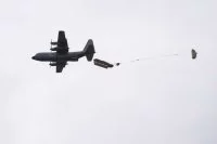 Premier aérolargage d’une embarcation commando ECUME