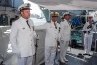 Le vice-amiral Coupry, COMSUP Antilles, fait reconnaître le maître-principal Claire comme nouveau commandant du RPC Maïto