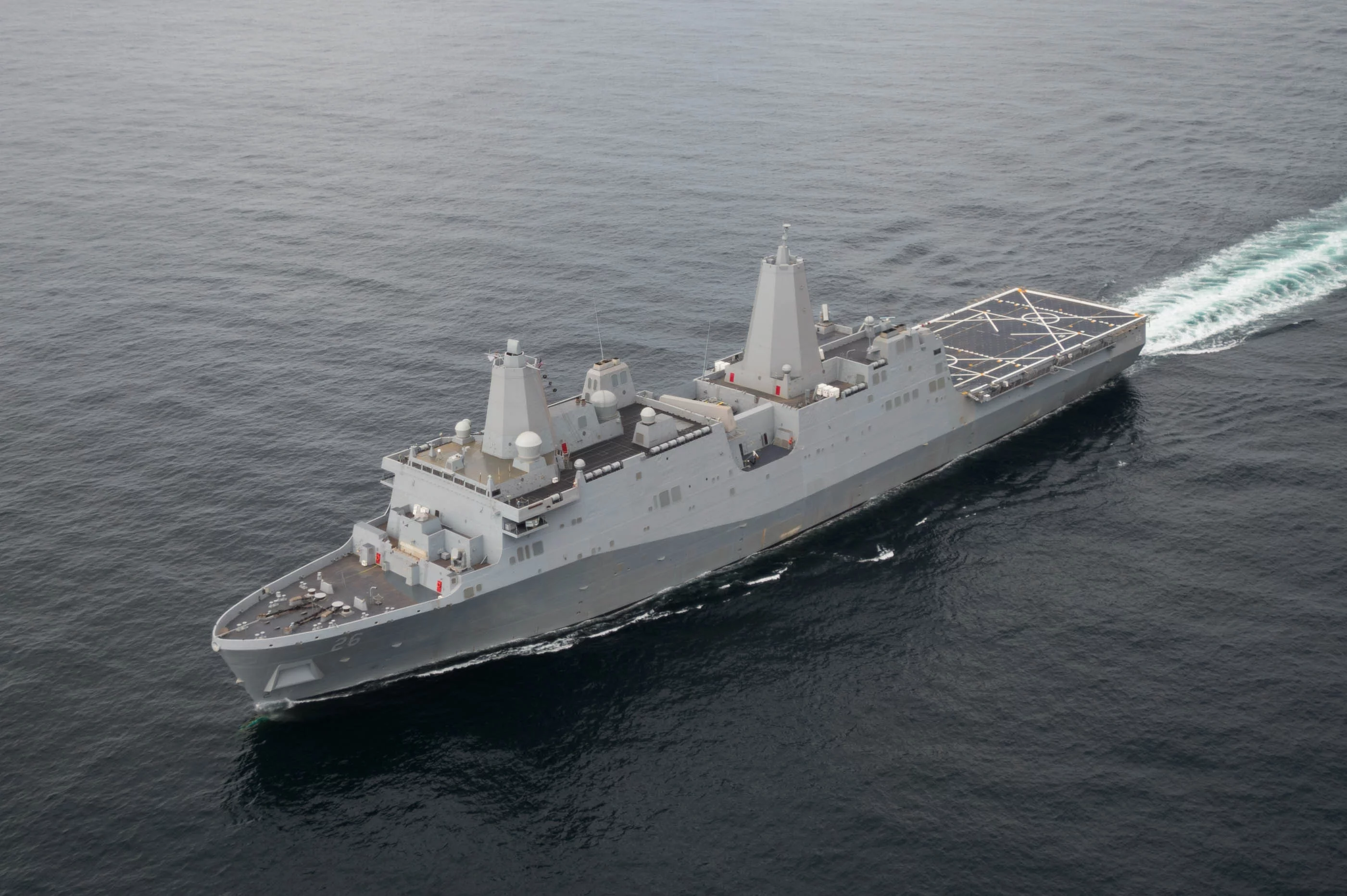 Le transport de chalands de débarquement USS John P. Murtha