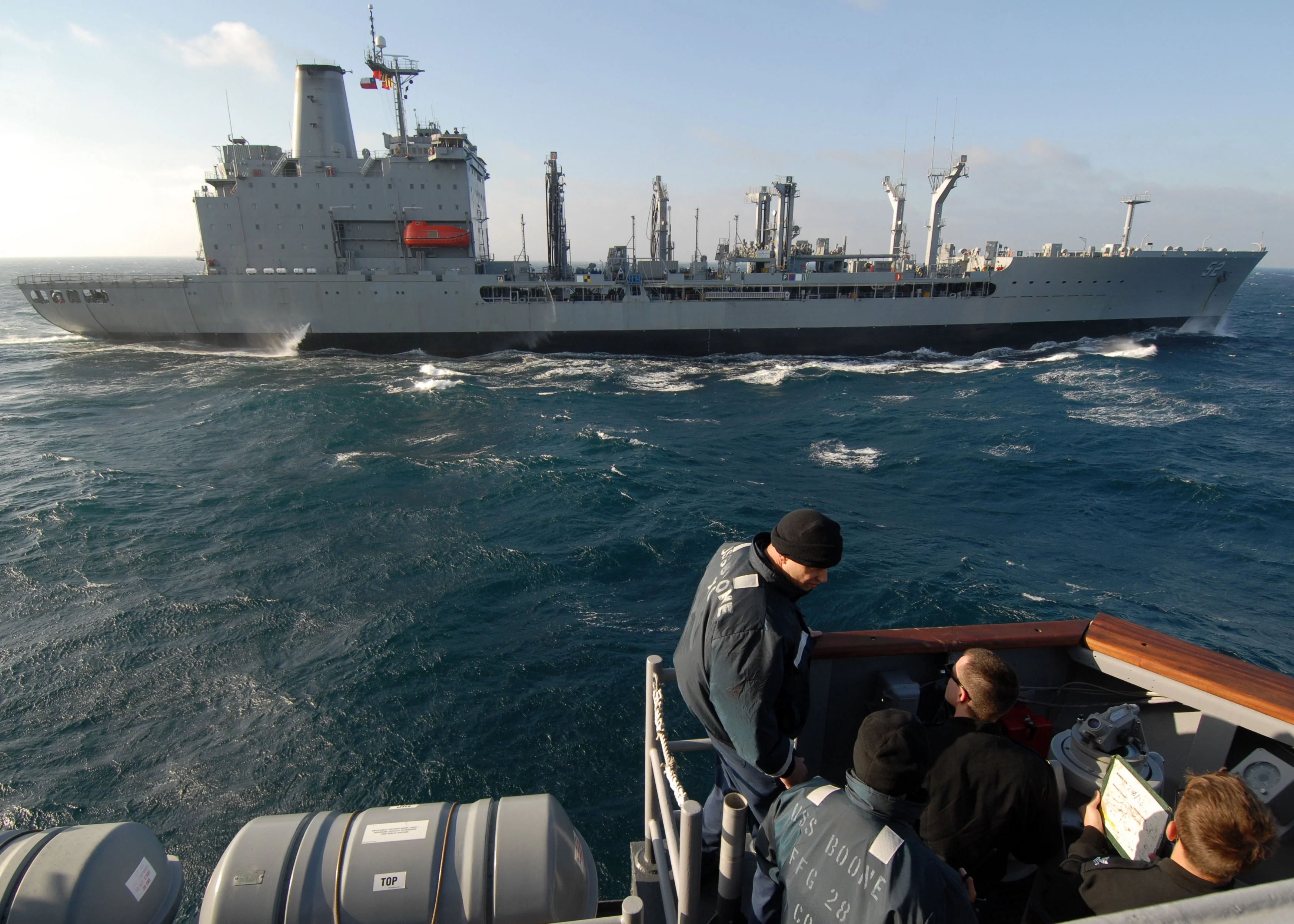 Le pétrolier-ravitailleur chilien Almirante Montt