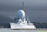 L’ex-Duquesne sur fond de nuages