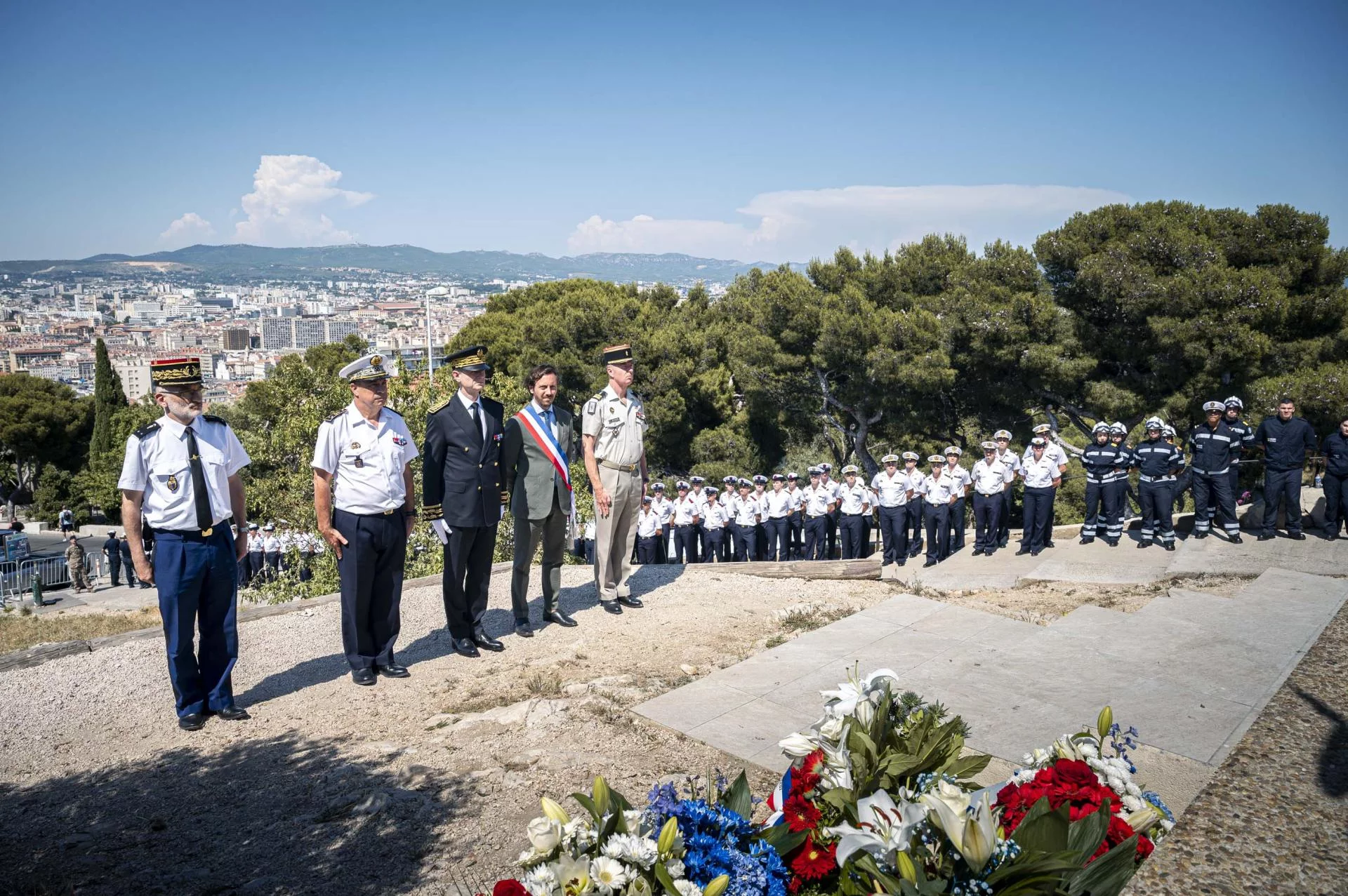 Cérémonie d'hommage aux marins-pompiers victimes du devoir