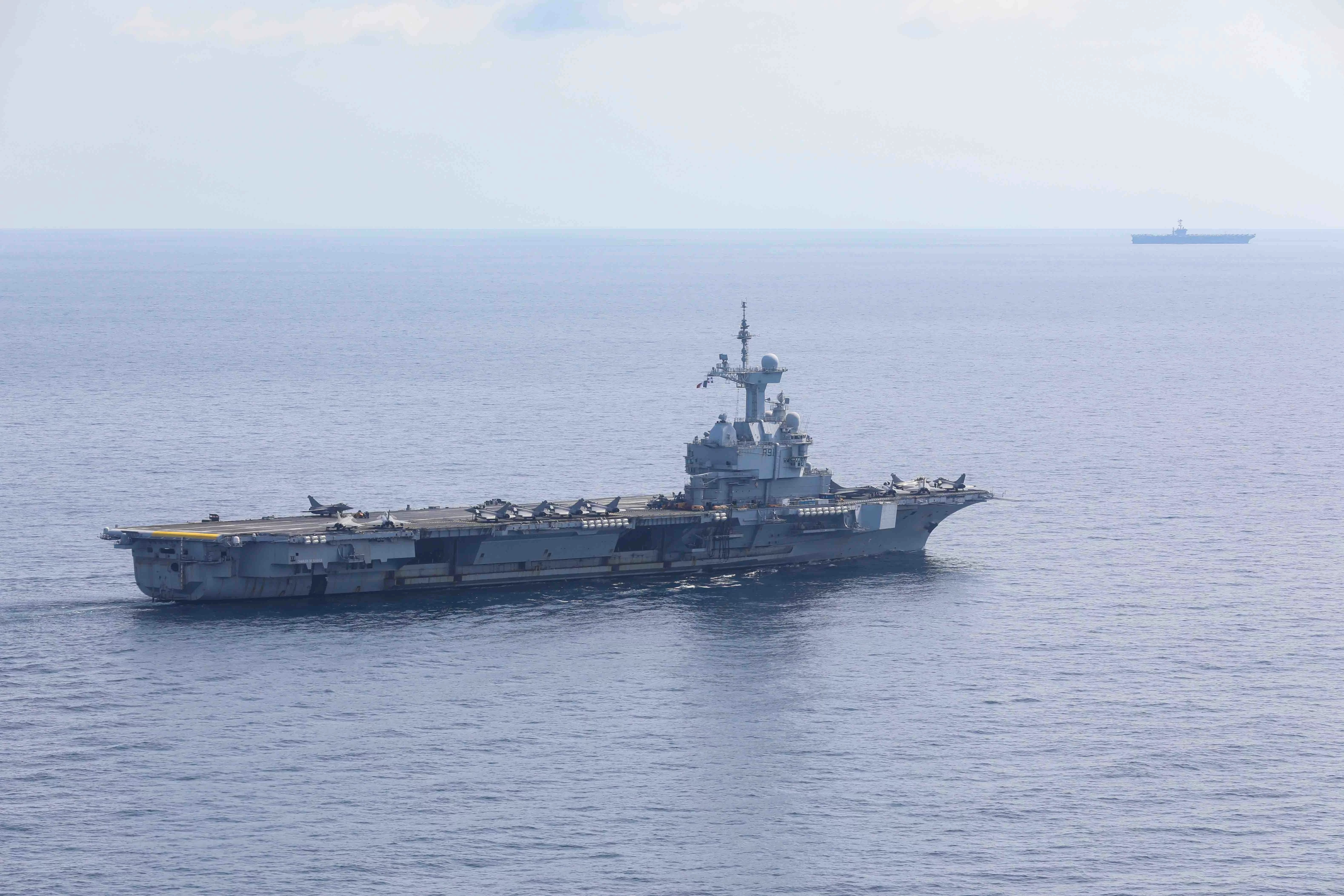 Le porte-avions Charles de Gaulle