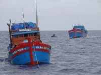 Bateaux surpris en pêche illégale arraisonnés par le patrouilleur La Moqueuse