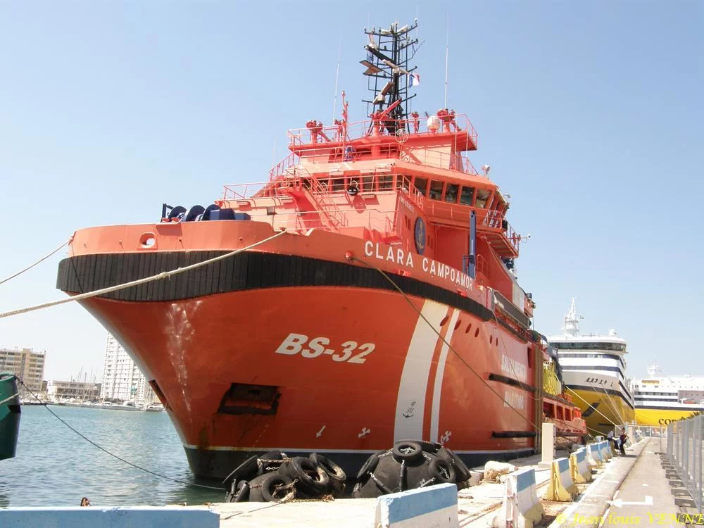 Le Clara Campoamor