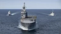 Le groupe Jeanne d’Arc 2025, composé du porte-hélicoptères Mistral et de la frégate Surcouf, accompagné par la frégate Thor Heyerdahl de la Marine Royale norvégienne