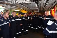 Le chef d'état-major des armes adresse ses voeux à l'équipage de la Meuse