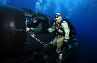 Entraînement Ã  la plongée depuis un sous-marin