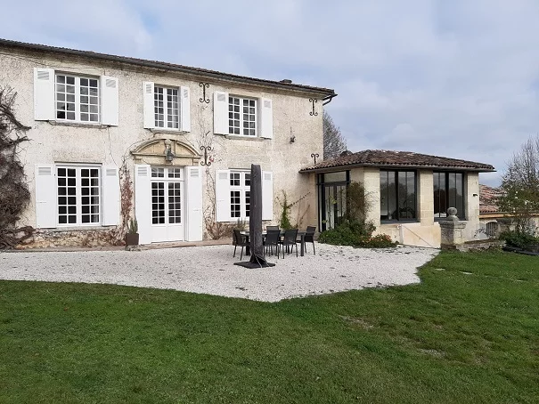 Une maison Athos