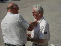 Remise de l'insigne commémoratif du cinquantenaire
