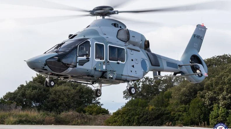 Un hélicoptère H160 lors de son vol de réception