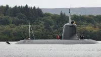 Le sous-marin Suffren arrive à Faslane