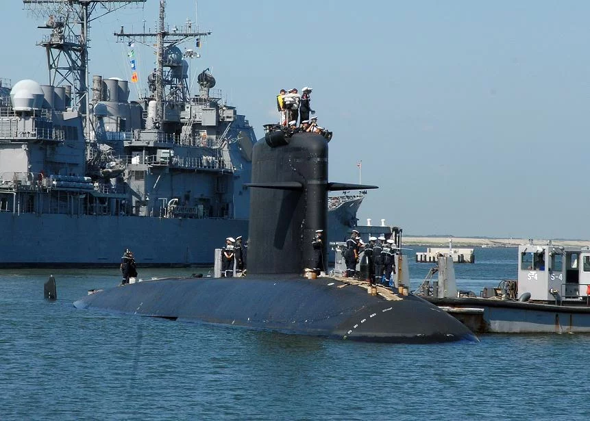 L'Améthyste arrive à Norfolk (archive)
