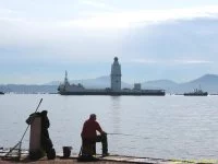 La barge Longbow