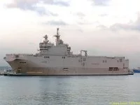 Le Mistral entre au bassin