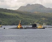Un SNLE français accoste à Faslane