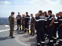 Séance de tir à bord du Surcouf