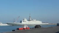 La frégate Auvergne entre dans le port de Beyrouth (Liban)