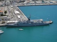 Le Cdt Bouan dans le port de Nice