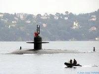 Un SNA américain arrive dans le port de Toulon