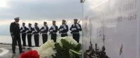 La frégate La Fayette commémore le naufrage du Bouvet