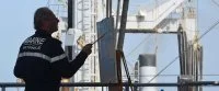 Un peintre de la marine à bord d’un des plus beaux ateliers de…la mer