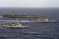 La frégate Jean Bart accompagne le porte-avions Eisenhower