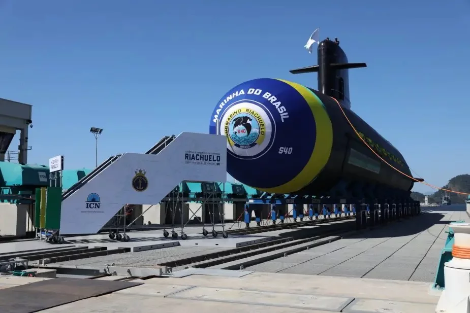 Lancement du sous-marin brésilien Riachuelo