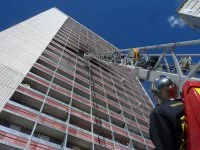 Incendie dans un immeuble de 22 étages à Marseille