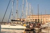 Des voiliers du Club nautique de la Marine de Toulon mettent les voiles vers les Antilles