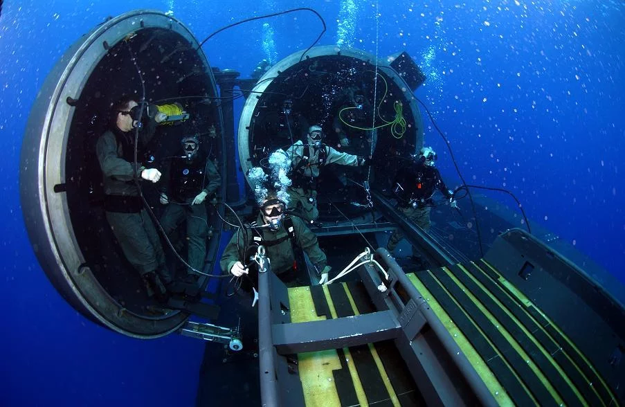 Entraînement Ã  la plongée depuis un sous-marin