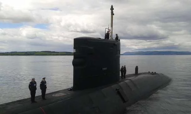 Le HMS Torbay