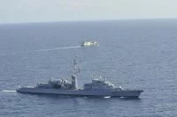 Le De Grasse escorte des navires du PAM et de l'AMISOM