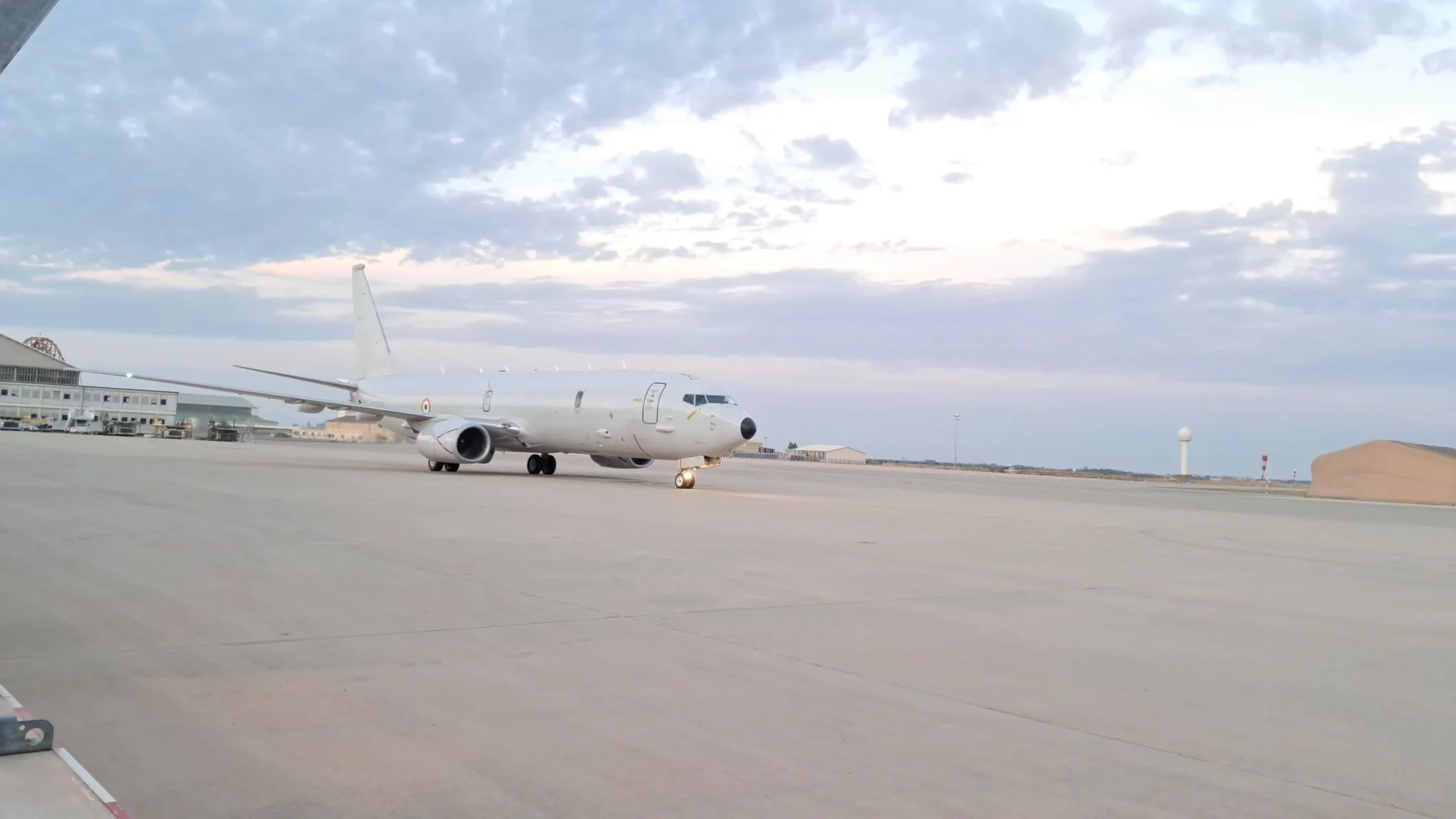 Un avion de patrouille maritime P8I de la marine indienne sur la basé aérienne 125 d'Istres