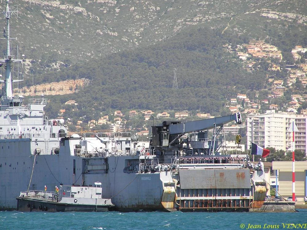 Le Bougainville